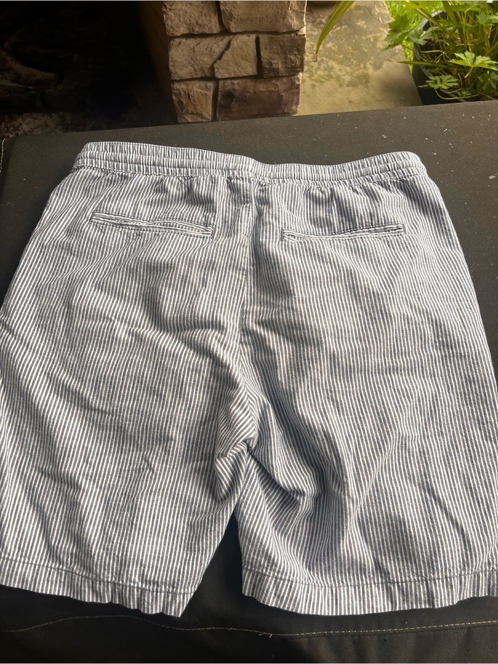 Men's Casual Seersucker Drawstring Shorts - Blue & White Stripe Medium - Picture 3 of 3
